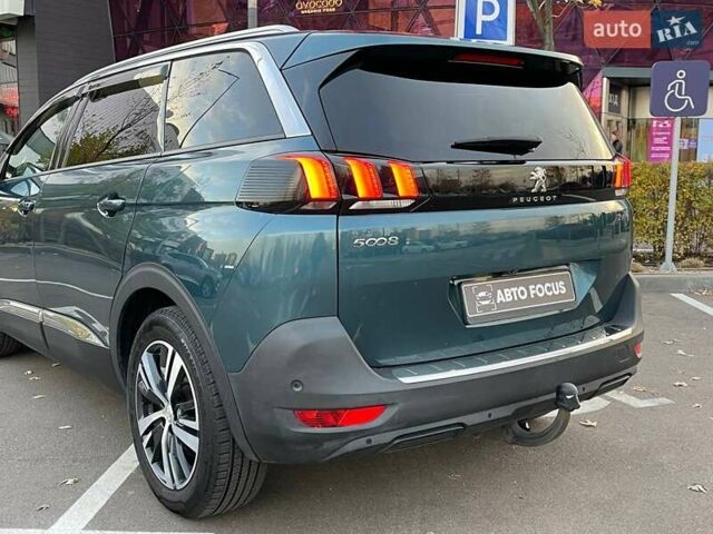 Зелений Пежо 5008, об'ємом двигуна 1.56 л та пробігом 253 тис. км за 18490 $, фото 5 на Automoto.ua