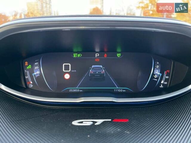 Зелений Пежо 5008, об'ємом двигуна 1.56 л та пробігом 253 тис. км за 18490 $, фото 16 на Automoto.ua