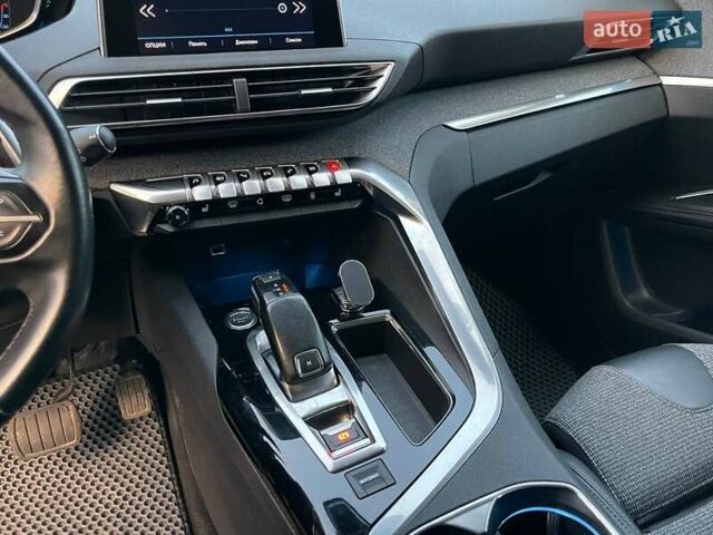 Зелений Пежо 5008, об'ємом двигуна 1.56 л та пробігом 253 тис. км за 18490 $, фото 21 на Automoto.ua