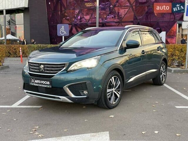Зелений Пежо 5008, об'ємом двигуна 1.56 л та пробігом 253 тис. км за 18490 $, фото 3 на Automoto.ua
