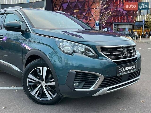 Зелений Пежо 5008, об'ємом двигуна 1.56 л та пробігом 253 тис. км за 18490 $, фото 1 на Automoto.ua
