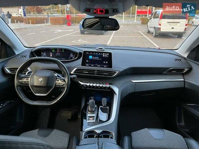 Зелений Пежо 5008, об'ємом двигуна 1.56 л та пробігом 253 тис. км за 18490 $, фото 26 на Automoto.ua