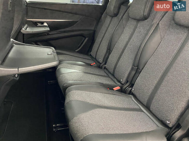 Зелений Пежо 5008, об'ємом двигуна 1.5 л та пробігом 159 тис. км за 22650 $, фото 12 на Automoto.ua