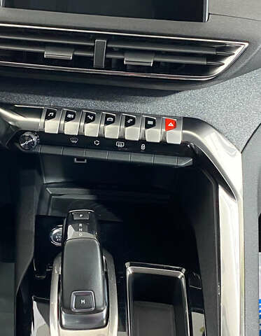 Зелений Пежо 5008, об'ємом двигуна 1.5 л та пробігом 159 тис. км за 22650 $, фото 23 на Automoto.ua