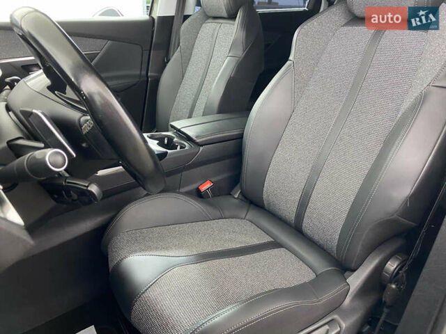 Зелений Пежо 5008, об'ємом двигуна 1.5 л та пробігом 159 тис. км за 22650 $, фото 8 на Automoto.ua