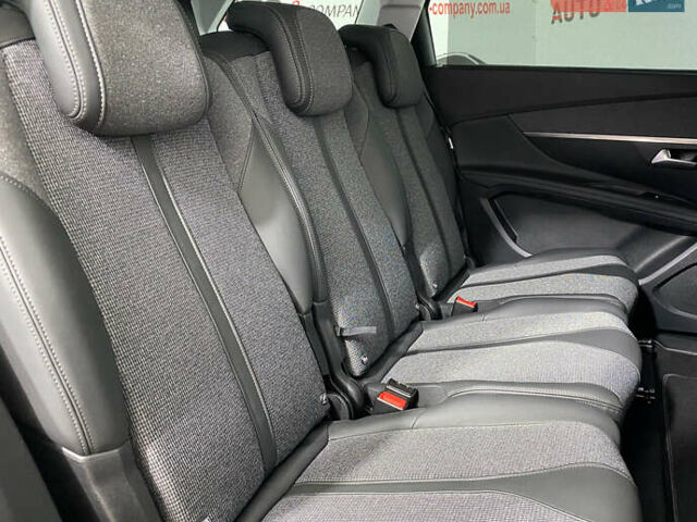 Зелений Пежо 5008, об'ємом двигуна 1.5 л та пробігом 159 тис. км за 22650 $, фото 11 на Automoto.ua