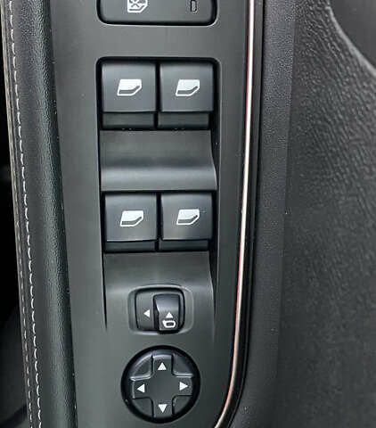 Зелений Пежо 5008, об'ємом двигуна 1.5 л та пробігом 159 тис. км за 22650 $, фото 13 на Automoto.ua