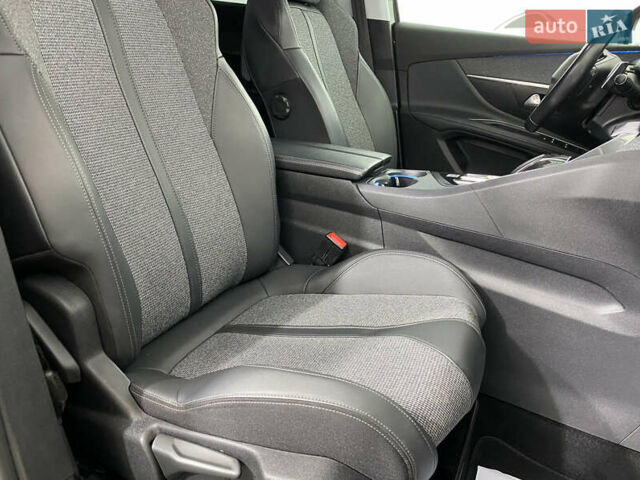 Зелений Пежо 5008, об'ємом двигуна 1.5 л та пробігом 159 тис. км за 22650 $, фото 10 на Automoto.ua