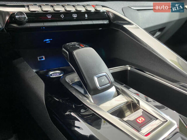 Зелений Пежо 5008, об'ємом двигуна 1.5 л та пробігом 159 тис. км за 22650 $, фото 26 на Automoto.ua