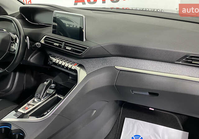 Зелений Пежо 5008, об'ємом двигуна 1.5 л та пробігом 159 тис. км за 22650 $, фото 9 на Automoto.ua