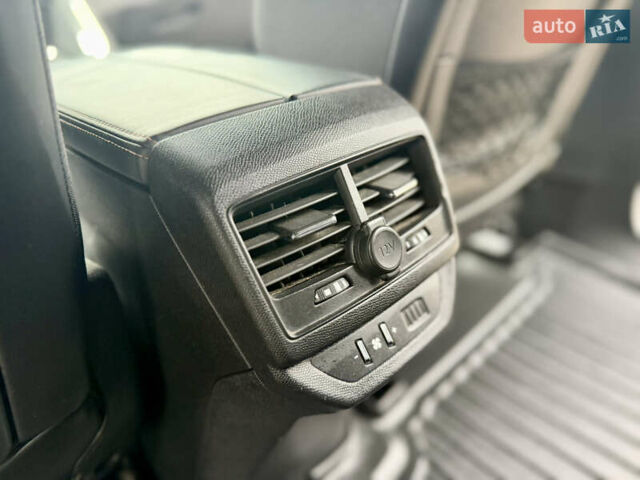 Зелений Пежо 5008, об'ємом двигуна 1.56 л та пробігом 228 тис. км за 19950 $, фото 15 на Automoto.ua