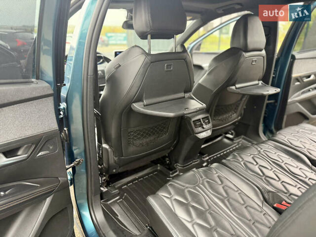 Зелений Пежо 5008, об'ємом двигуна 1.56 л та пробігом 228 тис. км за 19950 $, фото 16 на Automoto.ua