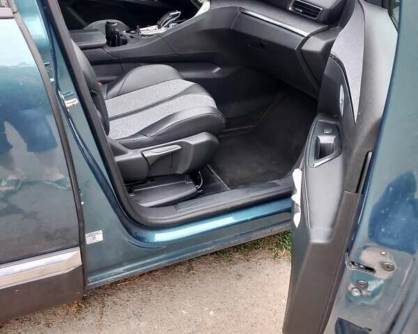 Зелений Пежо 5008, об'ємом двигуна 1.56 л та пробігом 140 тис. км за 18950 $, фото 7 на Automoto.ua