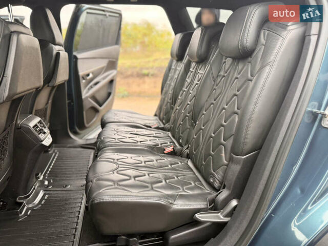 Зелений Пежо 5008, об'ємом двигуна 1.56 л та пробігом 228 тис. км за 19950 $, фото 14 на Automoto.ua