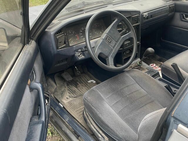 Серый Пежо 505, объемом двигателя 0 л и пробегом 2 тыс. км за 500 $, фото 5 на Automoto.ua