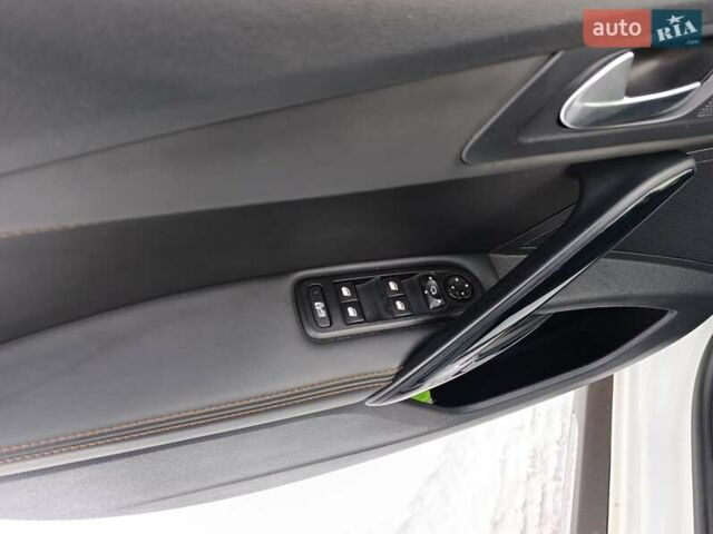 Белый Пежо 508 РХН, объемом двигателя 2 л и пробегом 220 тыс. км за 12500 $, фото 16 на Automoto.ua