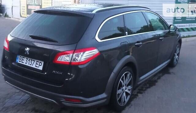 Чорний Пежо 508 РХН, об'ємом двигуна 2 л та пробігом 230 тис. км за 16000 $, фото 19 на Automoto.ua