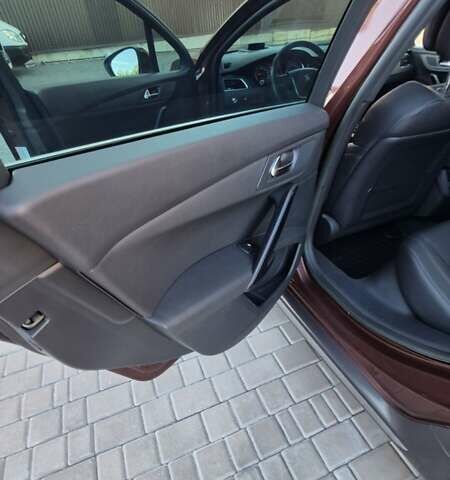 Коричневий Пежо 508 РХН, об'ємом двигуна 2 л та пробігом 211 тис. км за 12000 $, фото 11 на Automoto.ua