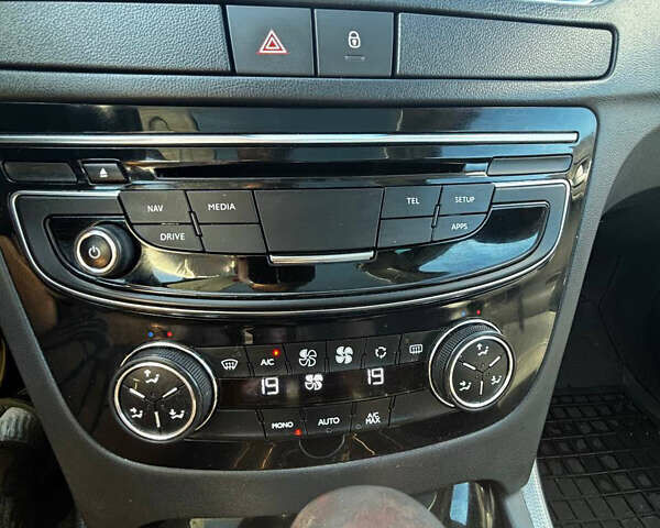 Пежо 508 РХН, объемом двигателя 2 л и пробегом 246 тыс. км за 15200 $, фото 11 на Automoto.ua