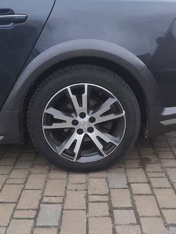 Серый Пежо 508 РХН, объемом двигателя 2 л и пробегом 248 тыс. км за 14770 $, фото 4 на Automoto.ua