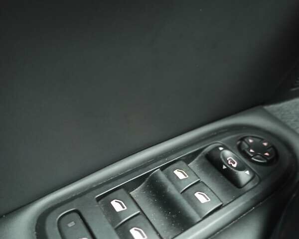 Серый Пежо 508 РХН, объемом двигателя 2 л и пробегом 188 тыс. км за 13400 $, фото 10 на Automoto.ua