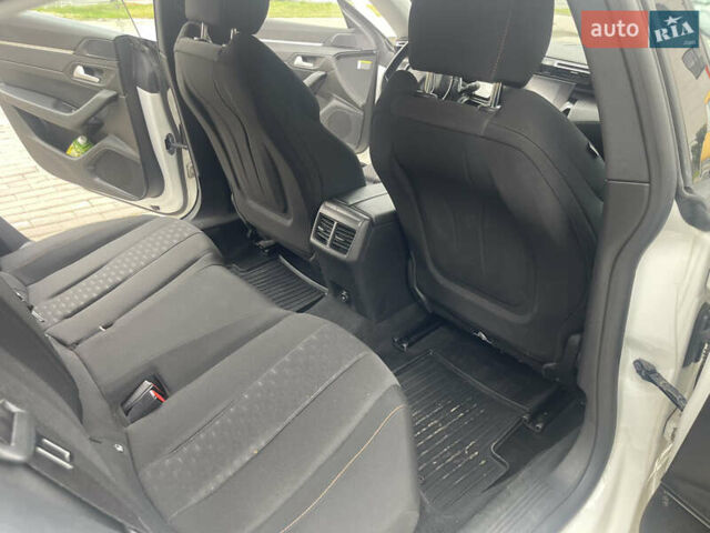 Белый Пежо 508, объемом двигателя 1.5 л и пробегом 224 тыс. км за 15750 $, фото 24 на Automoto.ua
