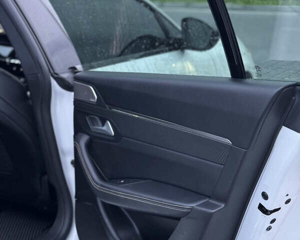 Белый Пежо 508, объемом двигателя 1.6 л и пробегом 81 тыс. км за 24000 $, фото 24 на Automoto.ua