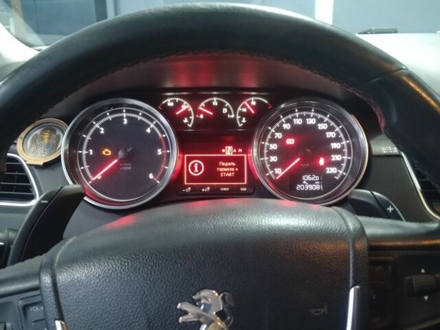 Белый Пежо 508, объемом двигателя 1.6 л и пробегом 203 тыс. км за 7200 $, фото 7 на Automoto.ua