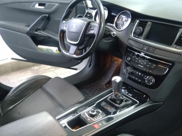 Белый Пежо 508, объемом двигателя 1.6 л и пробегом 203 тыс. км за 7200 $, фото 5 на Automoto.ua