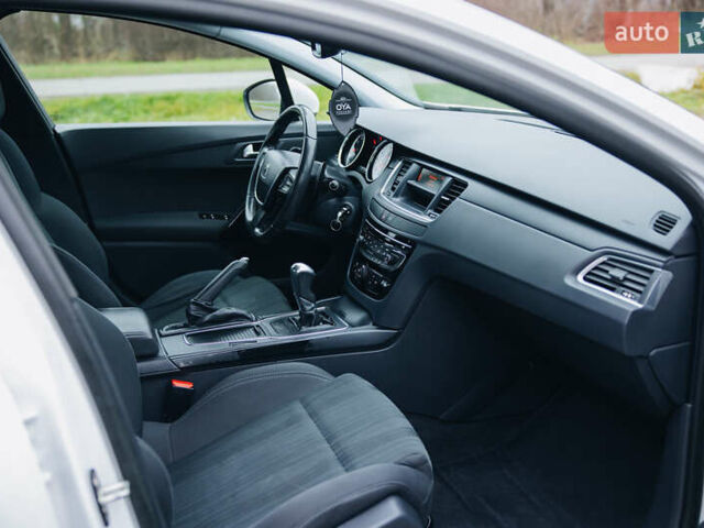 Белый Пежо 508, объемом двигателя 1.6 л и пробегом 187 тыс. км за 9200 $, фото 20 на Automoto.ua