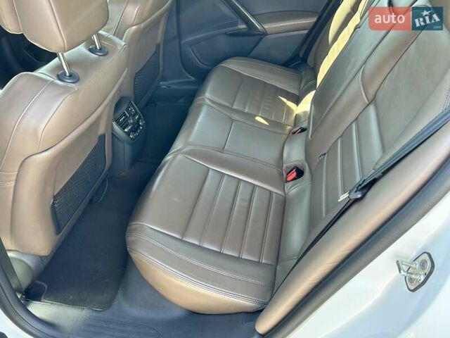 Белый Пежо 508, объемом двигателя 2.18 л и пробегом 214 тыс. км за 9800 $, фото 24 на Automoto.ua