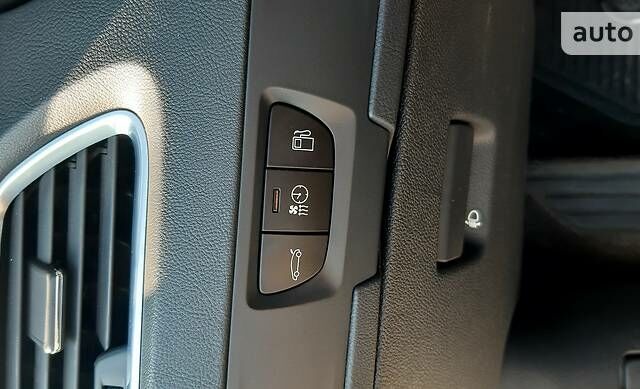 Белый Пежо 508, объемом двигателя 2 л и пробегом 185 тыс. км за 9000 $, фото 10 на Automoto.ua