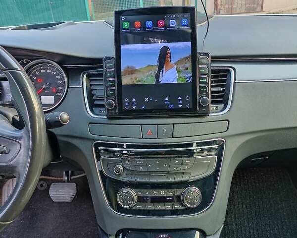 Білий Пежо 508, об'ємом двигуна 2 л та пробігом 211 тис. км за 10000 $, фото 6 на Automoto.ua