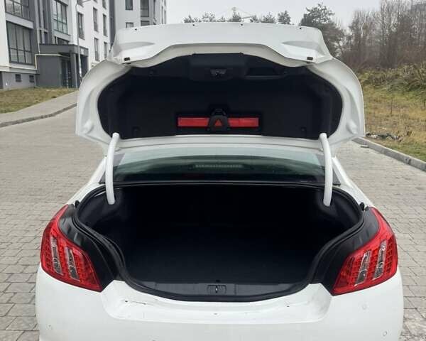 Белый Пежо 508, объемом двигателя 1.6 л и пробегом 187 тыс. км за 7600 $, фото 5 на Automoto.ua