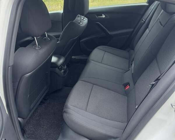 Белый Пежо 508, объемом двигателя 1.6 л и пробегом 187 тыс. км за 7600 $, фото 2 на Automoto.ua