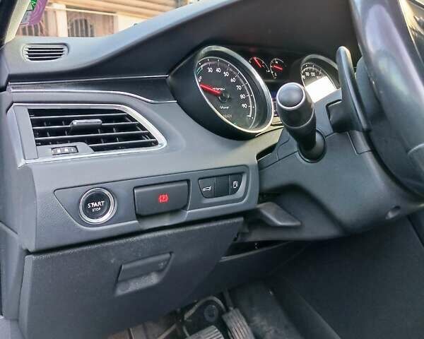 Білий Пежо 508, об'ємом двигуна 2 л та пробігом 211 тис. км за 10000 $, фото 11 на Automoto.ua