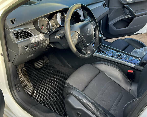 Белый Пежо 508, объемом двигателя 2.2 л и пробегом 219 тыс. км за 9000 $, фото 10 на Automoto.ua