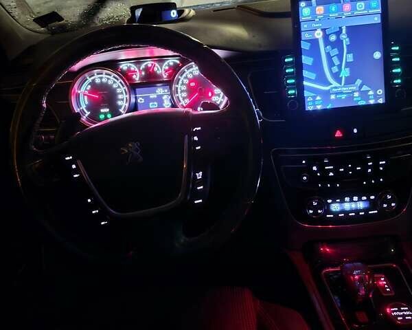 Білий Пежо 508, об'ємом двигуна 2 л та пробігом 211 тис. км за 10000 $, фото 2 на Automoto.ua
