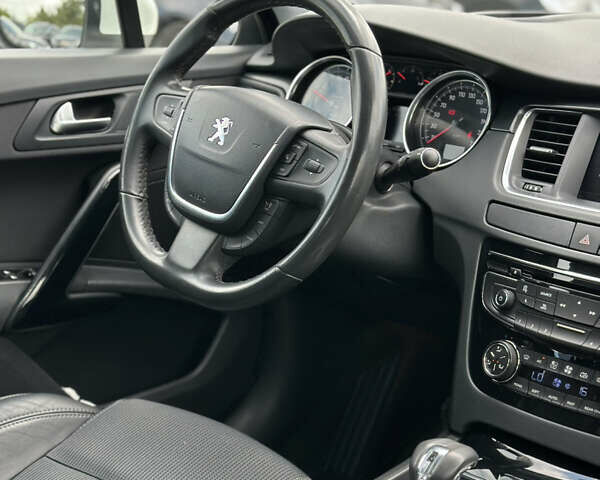 Белый Пежо 508, объемом двигателя 2 л и пробегом 384 тыс. км за 10450 $, фото 34 на Automoto.ua