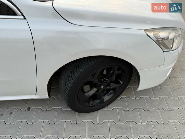 Белый Пежо 508, объемом двигателя 2 л и пробегом 196 тыс. км за 9500 $, фото 4 на Automoto.ua