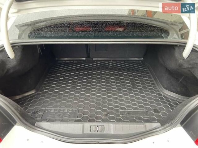 Білий Пежо 508, об'ємом двигуна 2 л та пробігом 203 тис. км за 9500 $, фото 23 на Automoto.ua
