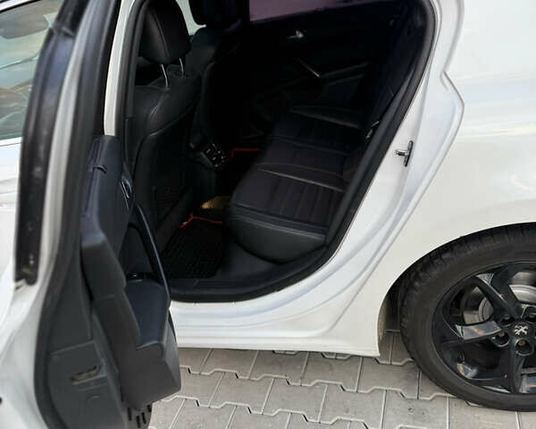 Белый Пежо 508, объемом двигателя 2 л и пробегом 199 тыс. км за 8500 $, фото 12 на Automoto.ua