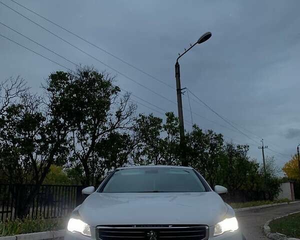 Белый Пежо 508, объемом двигателя 1.56 л и пробегом 274 тыс. км за 9700 $, фото 3 на Automoto.ua