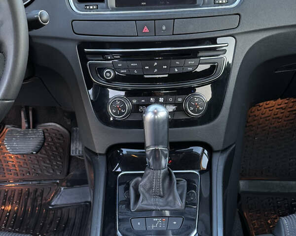 Белый Пежо 508, объемом двигателя 2 л и пробегом 285 тыс. км за 11100 $, фото 16 на Automoto.ua