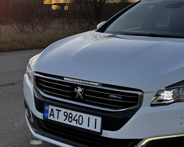 Белый Пежо 508, объемом двигателя 2 л и пробегом 285 тыс. км за 11100 $, фото 4 на Automoto.ua
