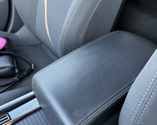 Белый Пежо 508, объемом двигателя 1.56 л и пробегом 191 тыс. км за 12000 $, фото 14 на Automoto.ua