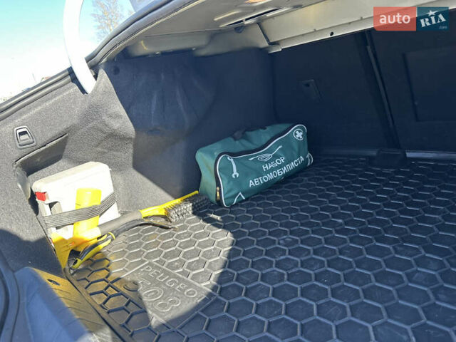 Белый Пежо 508, объемом двигателя 1.56 л и пробегом 263 тыс. км за 11800 $, фото 34 на Automoto.ua