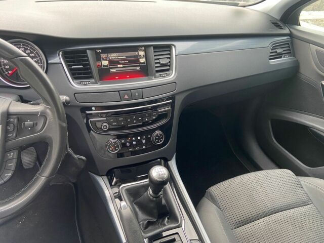 Белый Пежо 508, объемом двигателя 2 л и пробегом 195 тыс. км за 11399 $, фото 7 на Automoto.ua