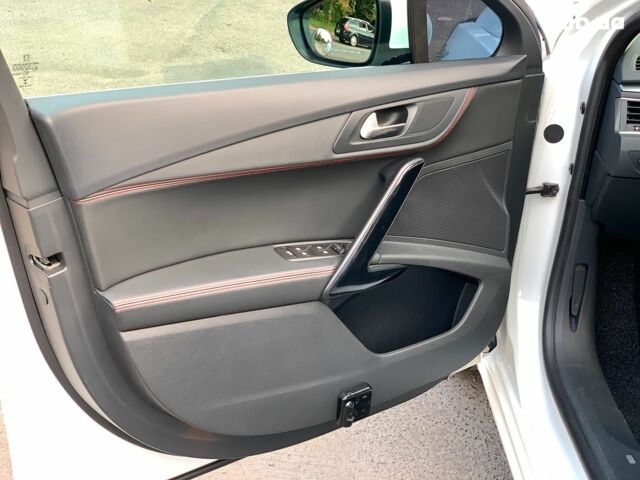 Белый Пежо 508, объемом двигателя 2 л и пробегом 111 тыс. км за 17990 $, фото 20 на Automoto.ua