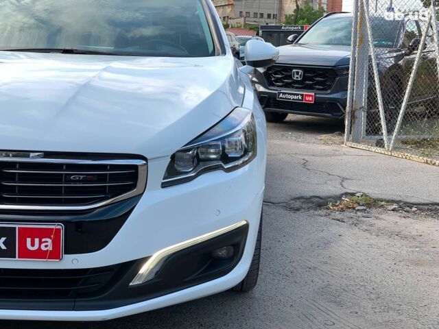 Белый Пежо 508, объемом двигателя 2 л и пробегом 111 тыс. км за 17990 $, фото 9 на Automoto.ua